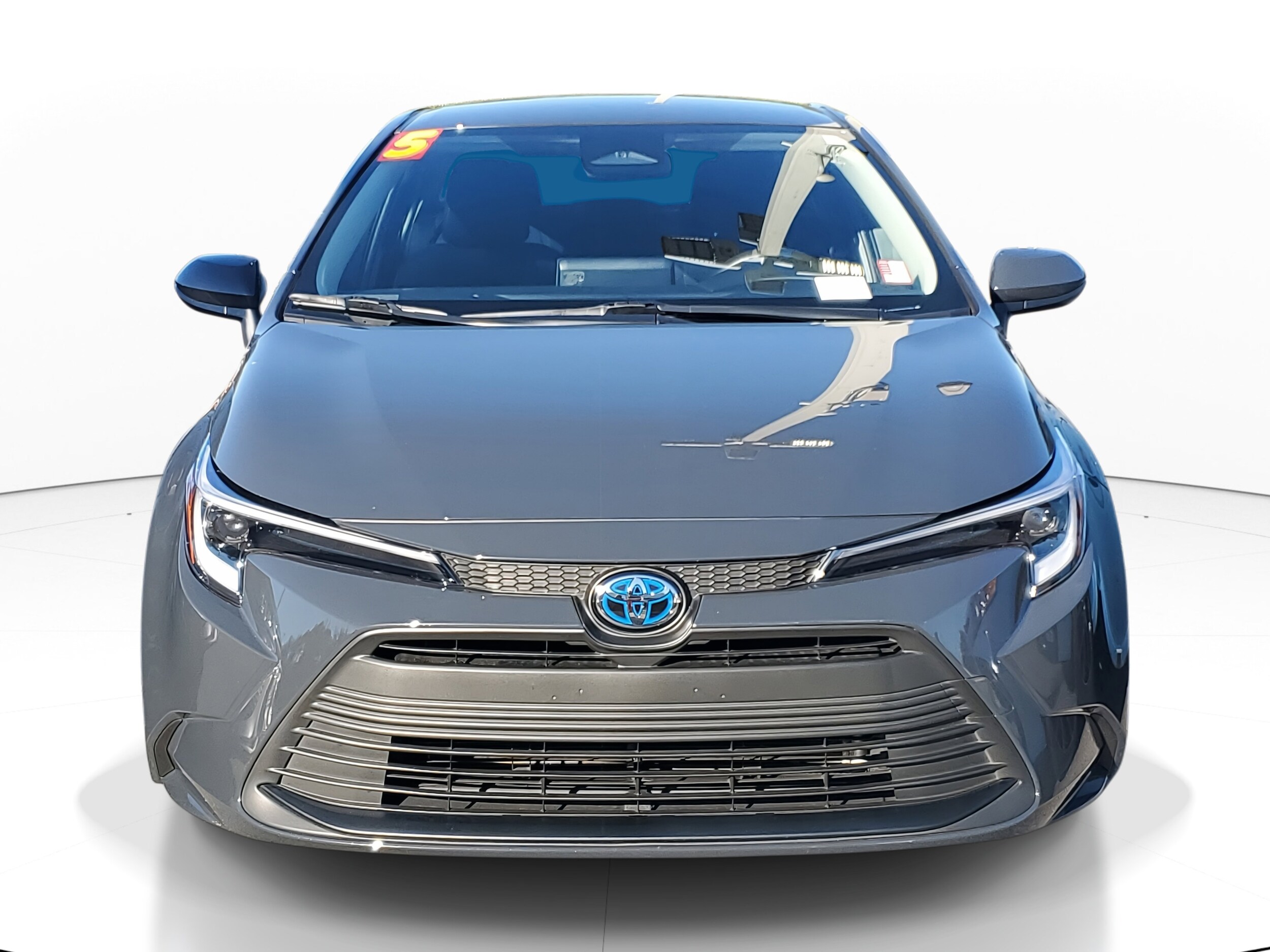 2025 Toyota Corolla Hybrid LE photo 2