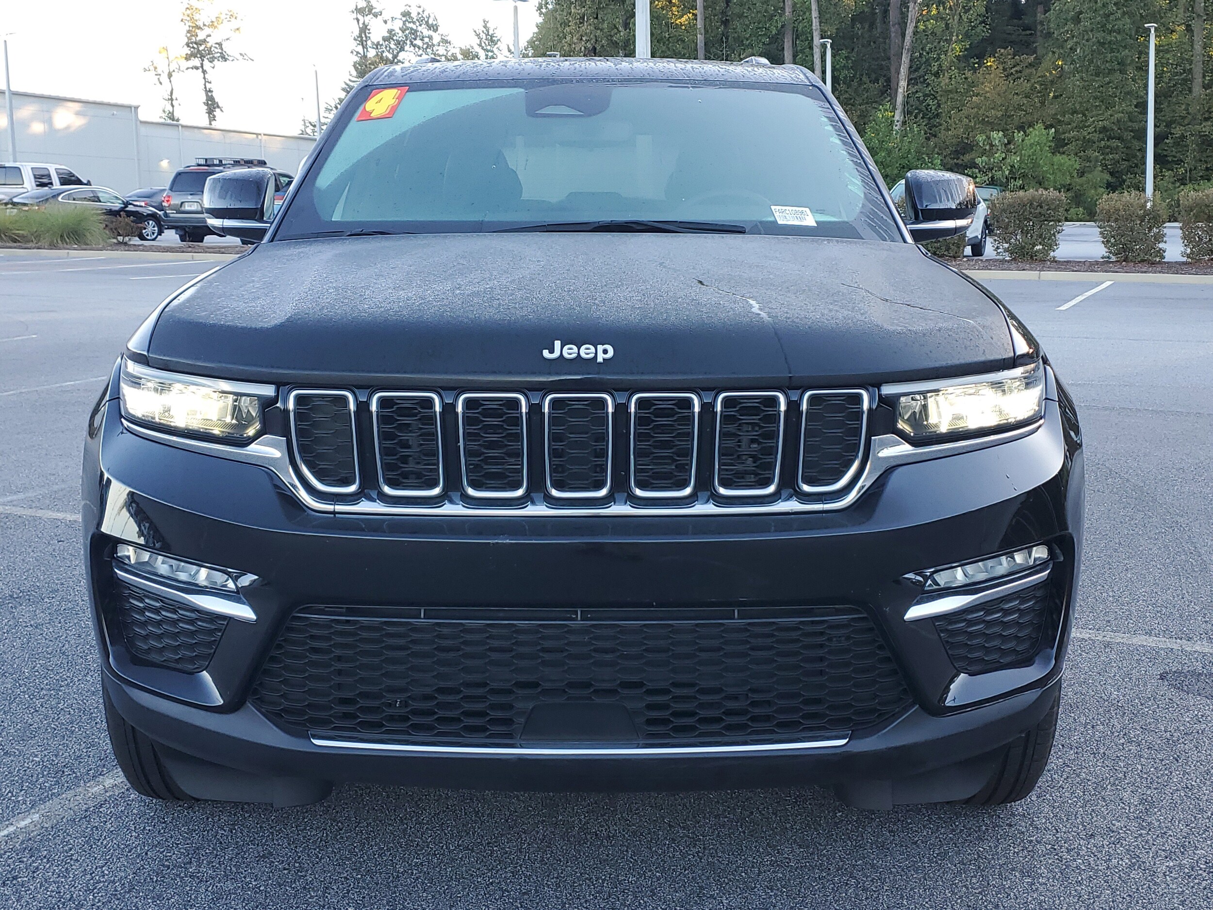 2024 Jeep Grand Cherokee Limited photo 2