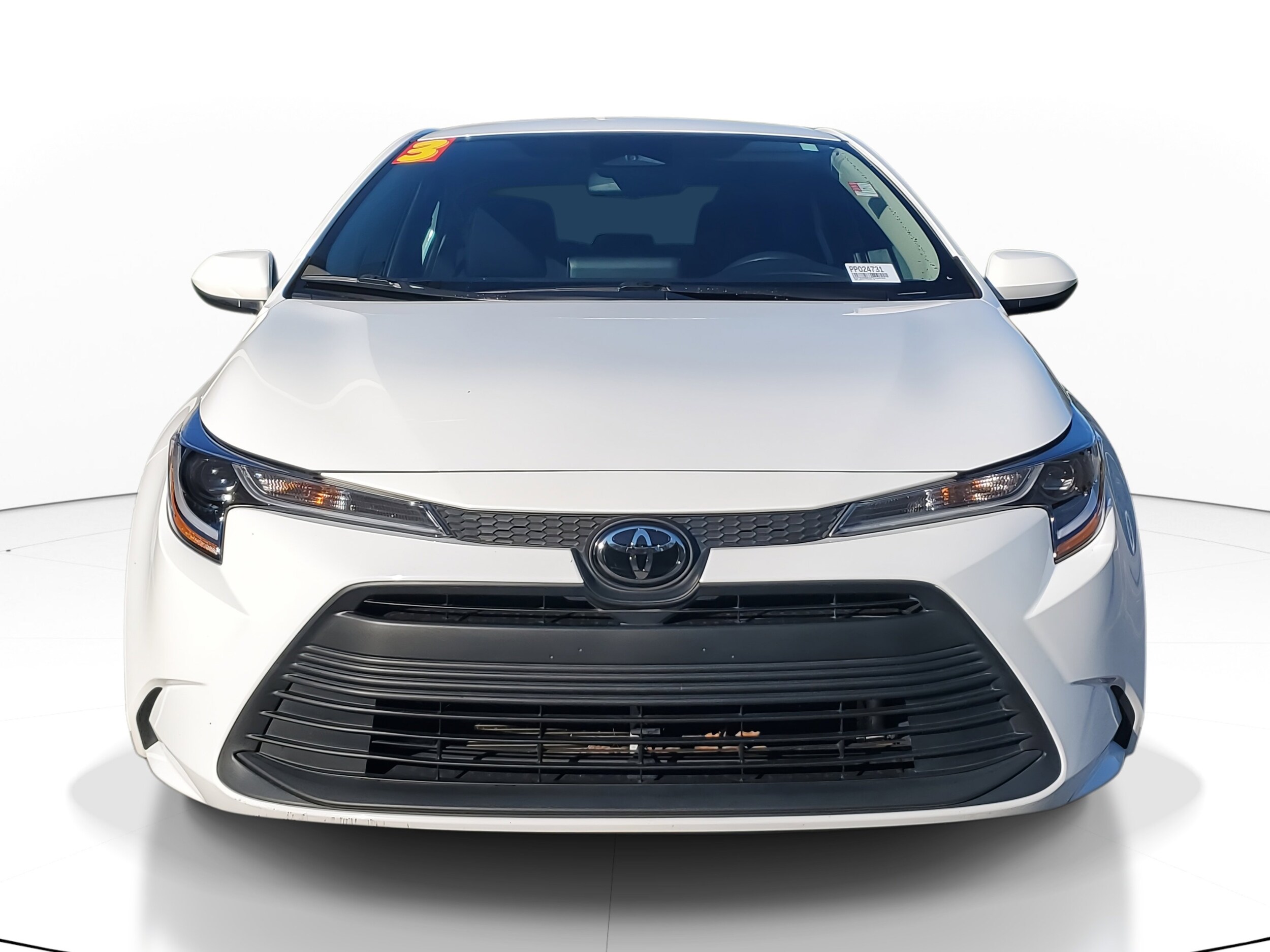 2023 Toyota Corolla LE photo 2