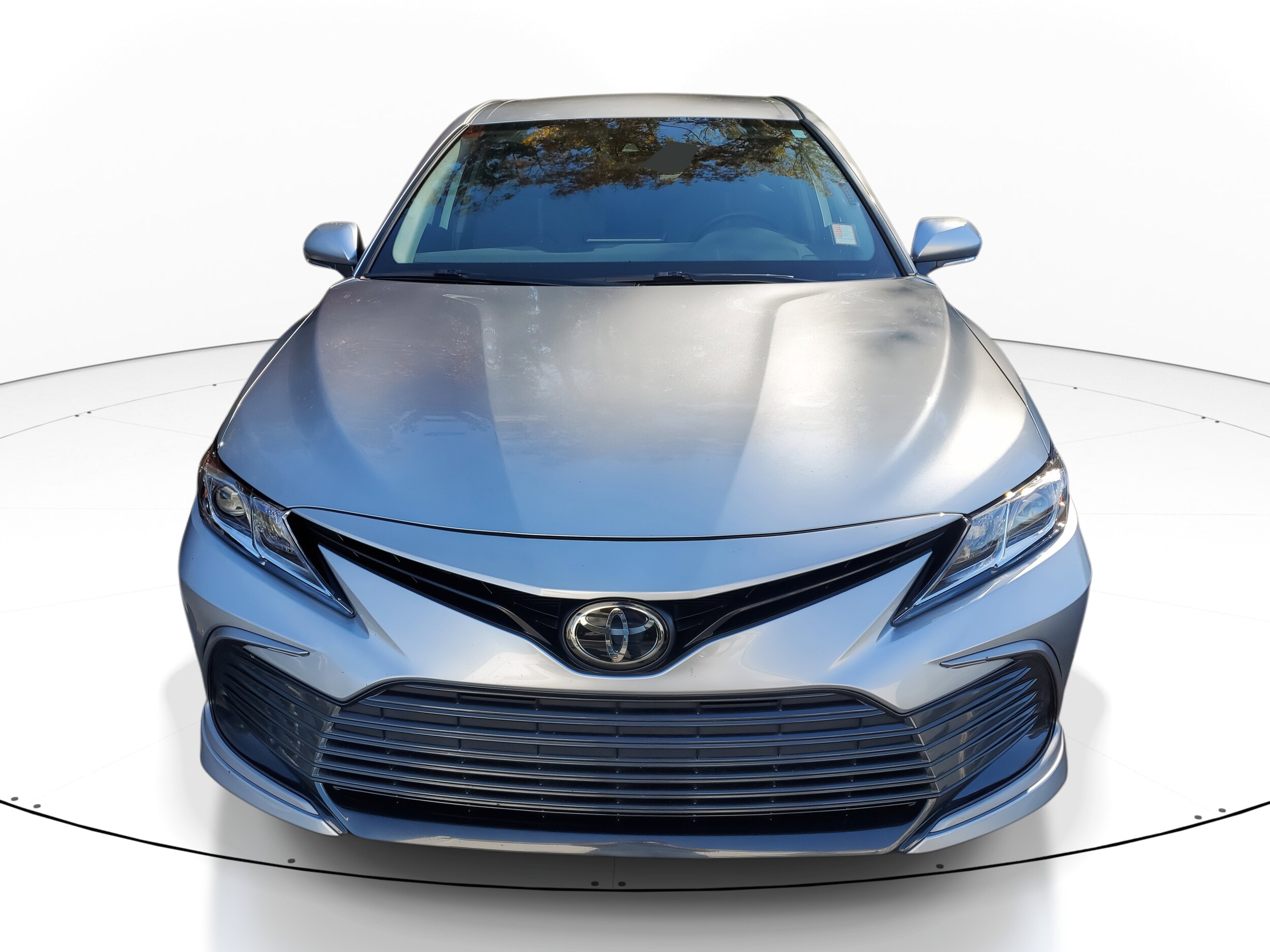 2023 Toyota Camry LE photo 2