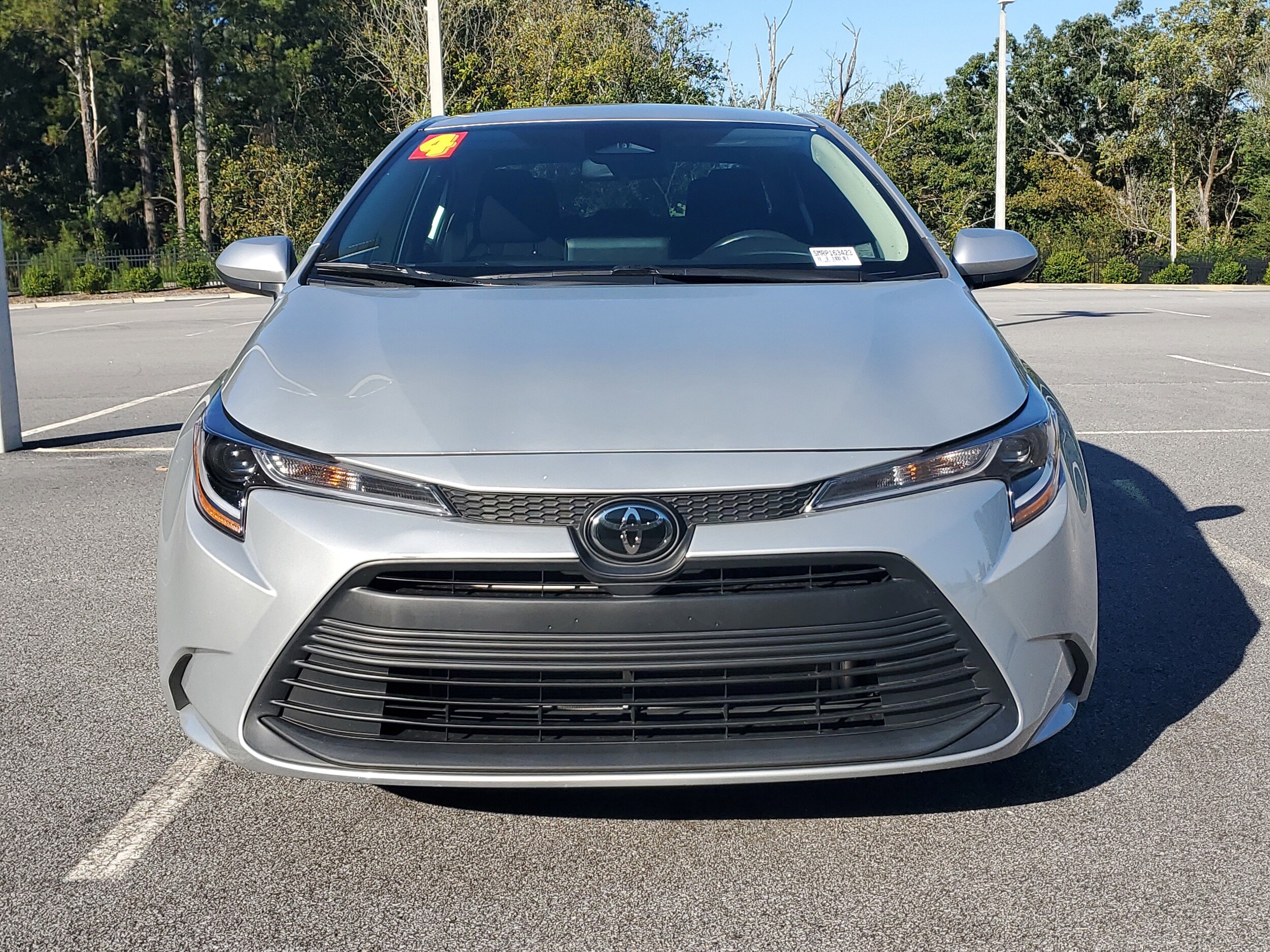 2024 Toyota Corolla LE photo 2