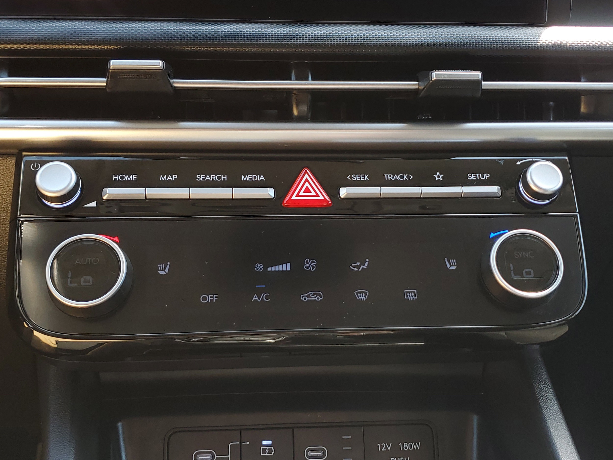 2025 Hyundai Tucson SEL - Photo 25