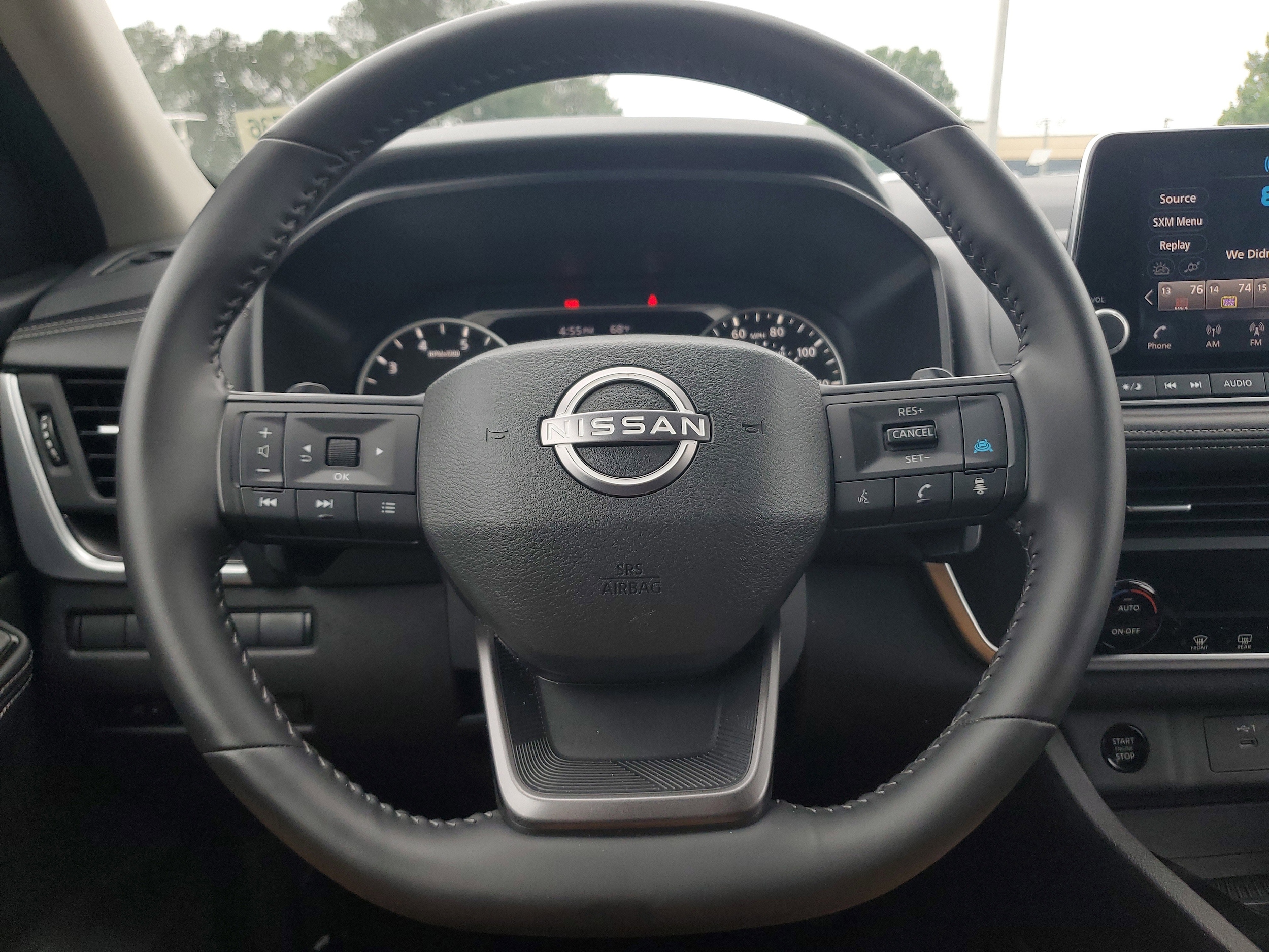 2025 Nissan Rogue SV - Photo 18