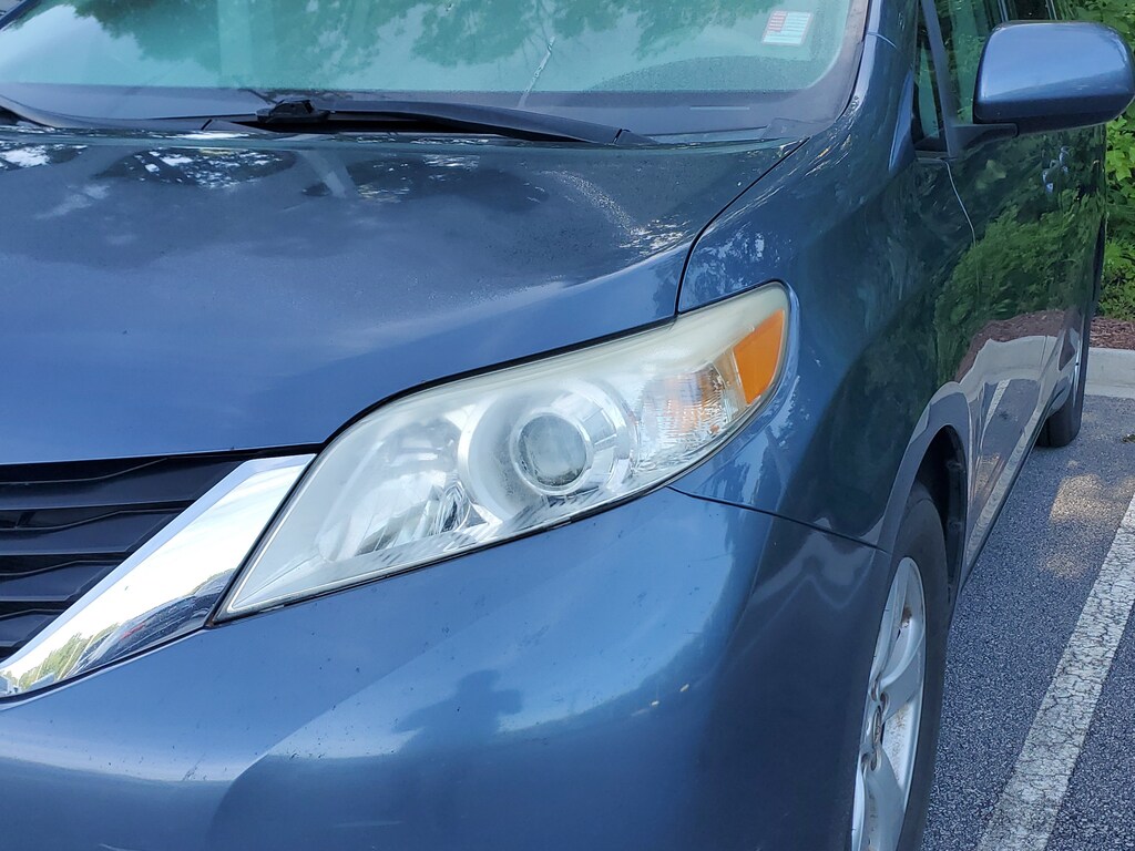 Used 2014 Toyota Sienna LE Van
