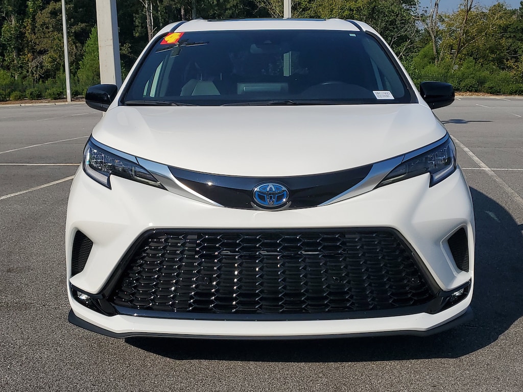 Used 2024 Toyota Sienna XSE 7 Passenger Van Passenger Van