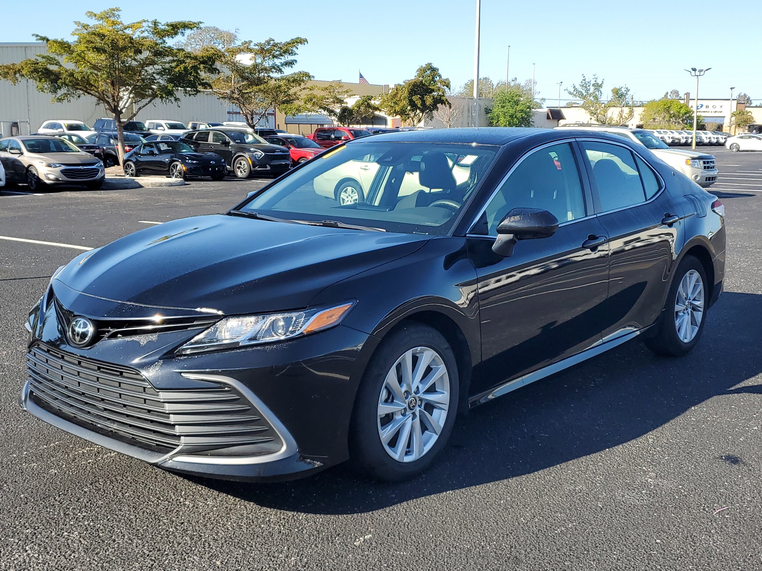 2024 Toyota Camry LE photo 3
