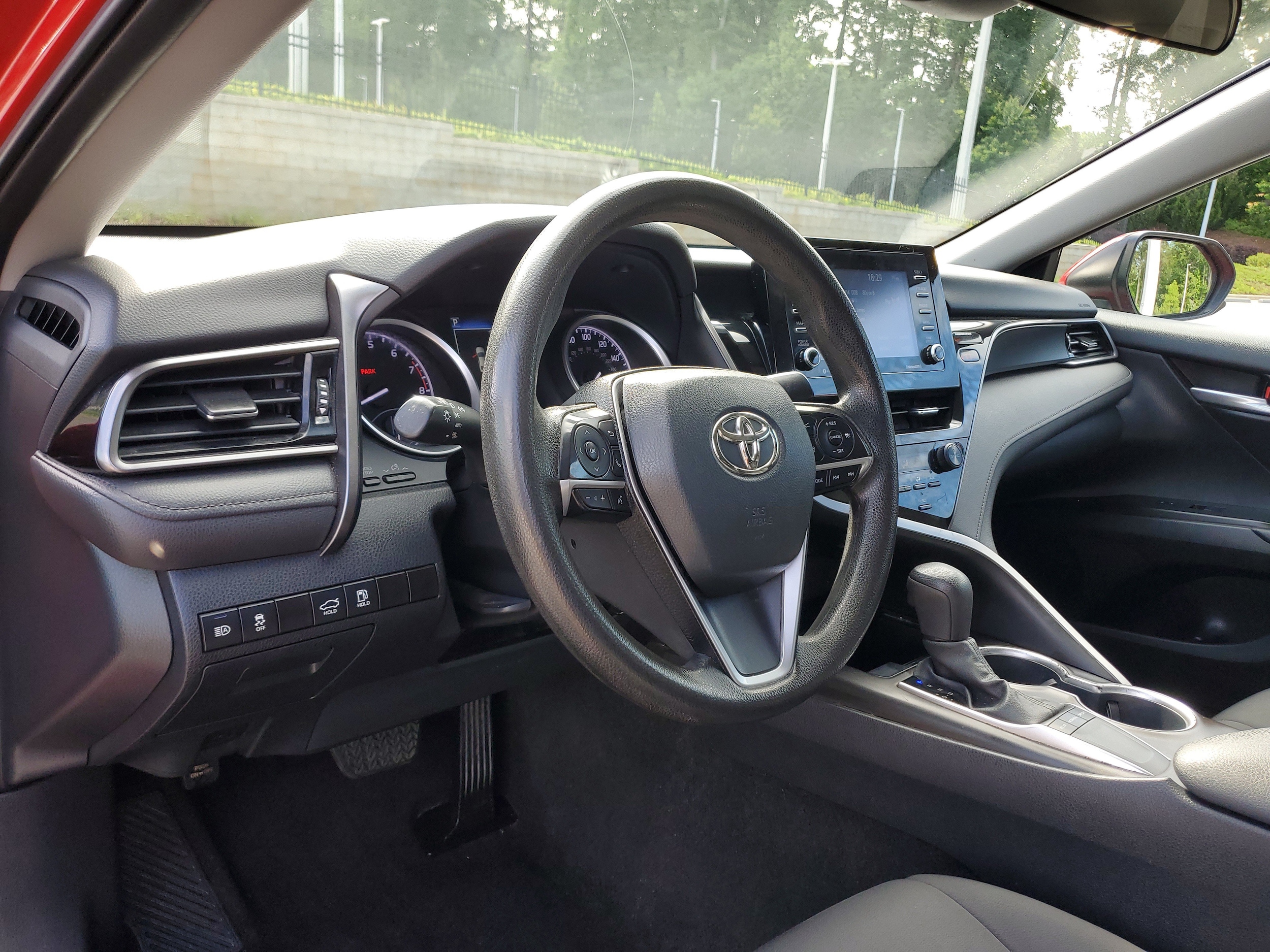 2024 Toyota Camry LE - Photo 13