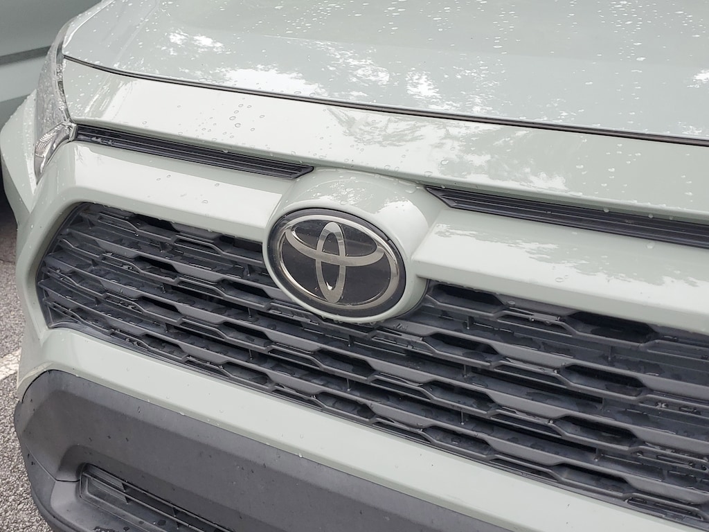 Used 2019 Toyota RAV4 XLE SUV