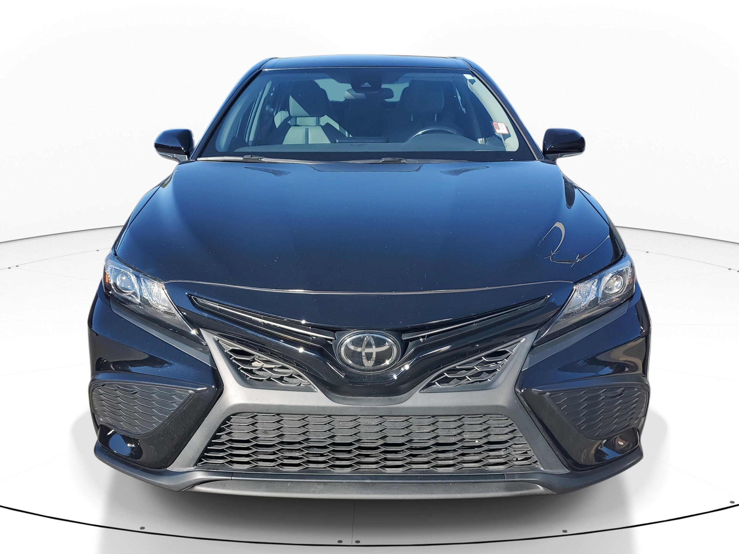 2023 Toyota Camry SE photo 2