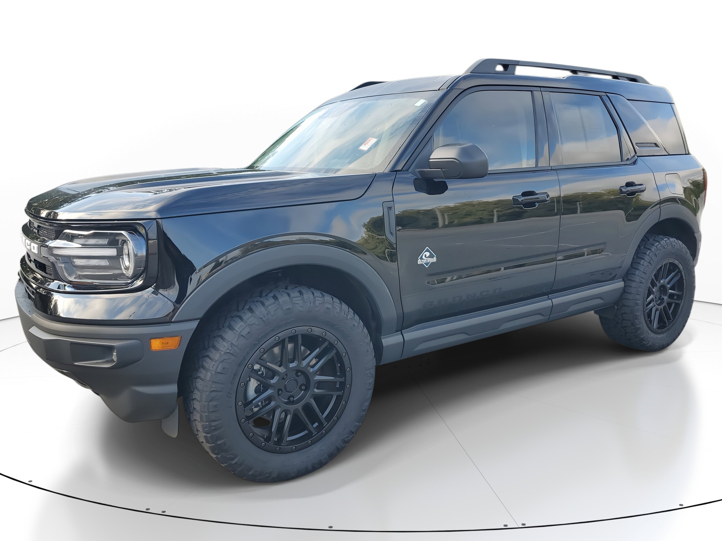 2024 Ford Bronco Sport Outer Banks photo 3
