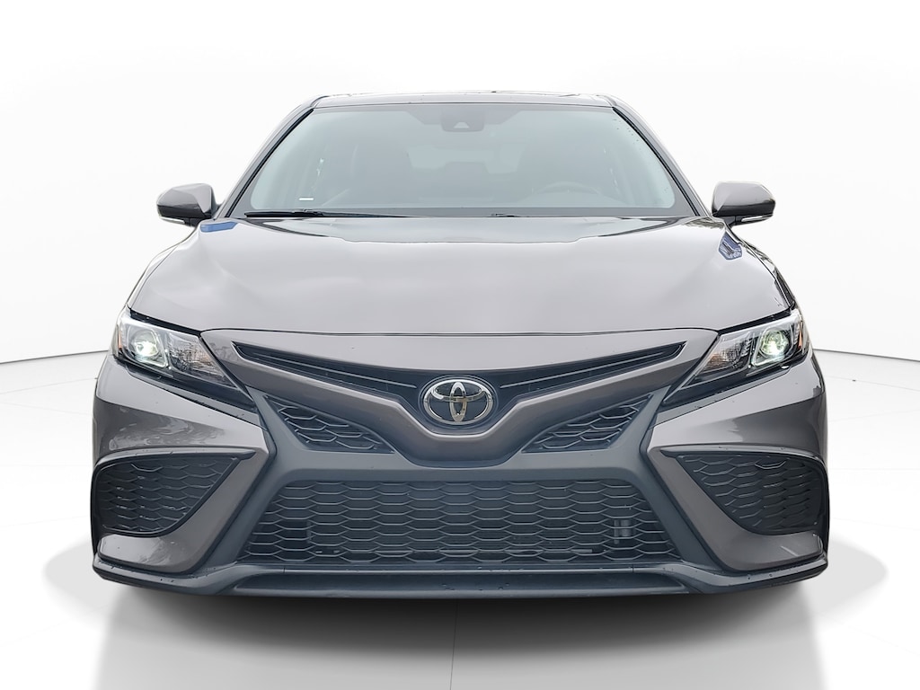 Used 2024 Toyota Camry SE Sedan
