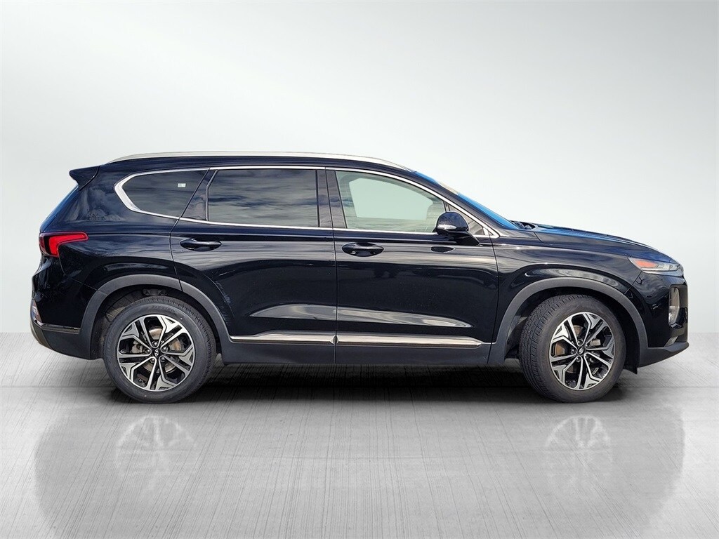 2019 Hyundai Santa Fe Limited Ultimate photo 2