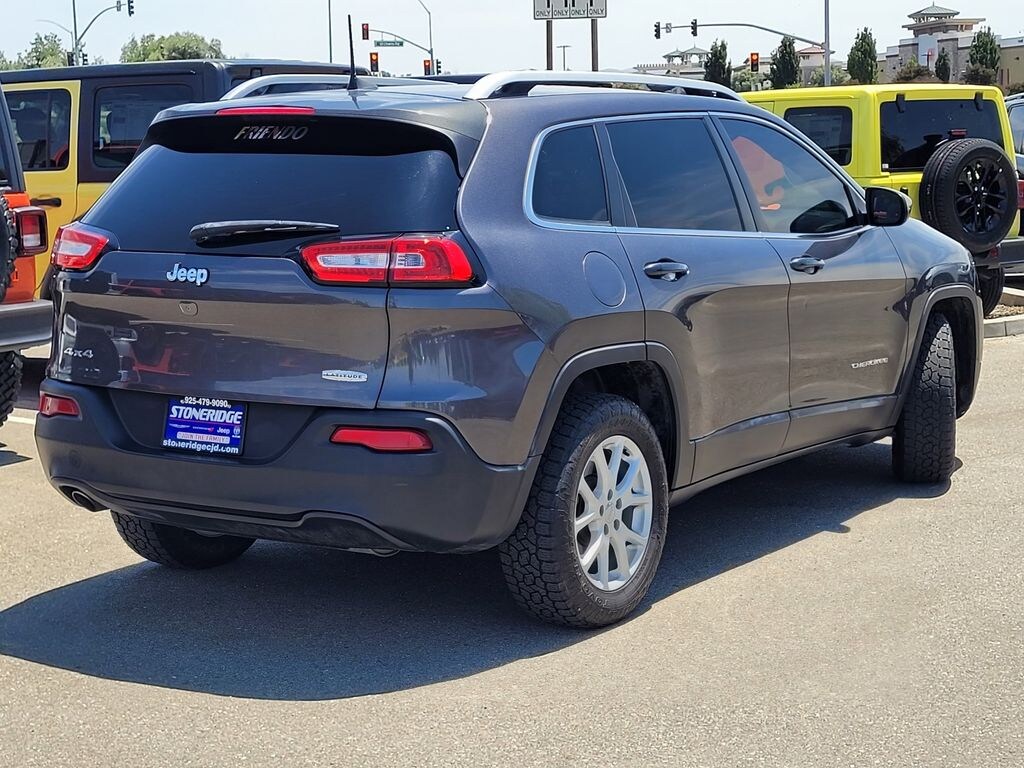 Used 2018 Jeep Cherokee Latitude Plus SUV