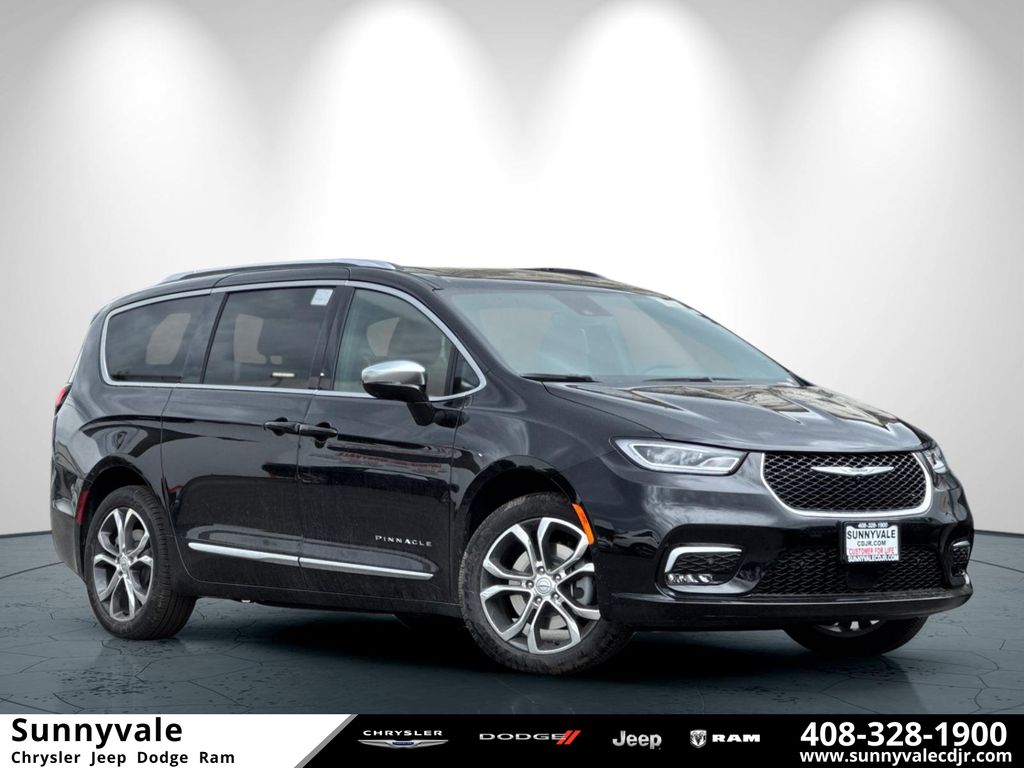 2026 Chrysler Pacifica Pinnacle AWD's photo
