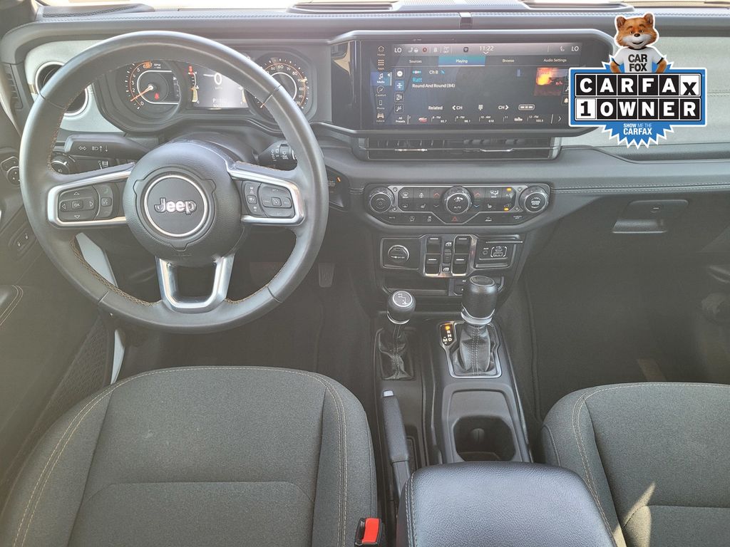 2024 Jeep Wrangler 4-Door Sahara - Photo 16