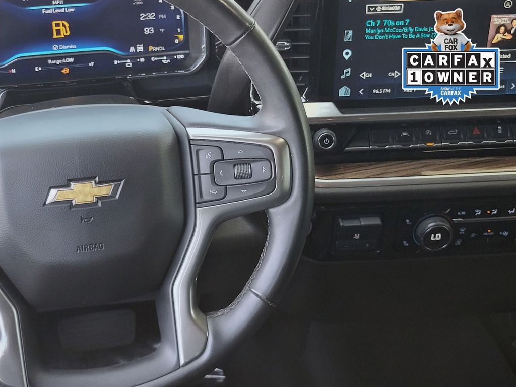 2025 Chevrolet Silverado 1500 LT - Photo 13
