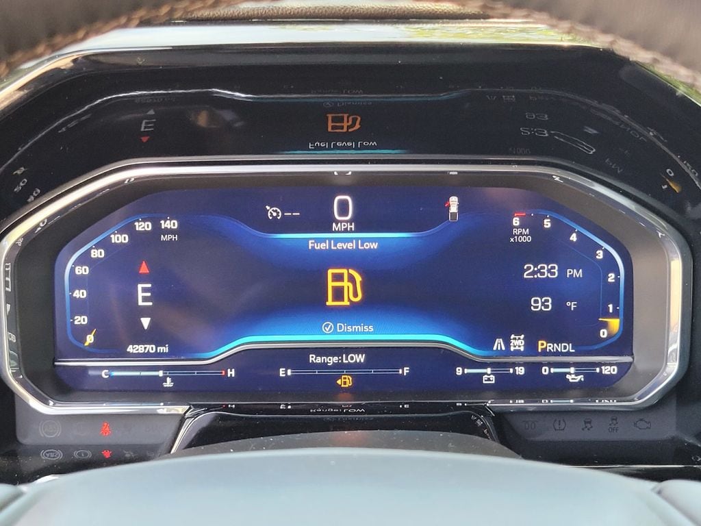 2025 Chevrolet Silverado 1500 LT - Photo 22