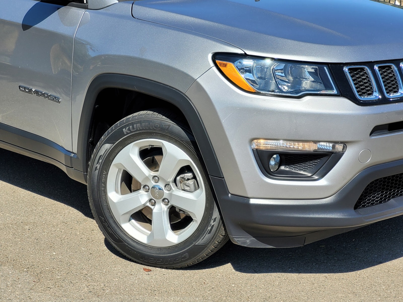 Used 2018 Jeep Compass Latitude with VIN 3C4NJCBB6JT268204 for sale in Pleasanton, CA