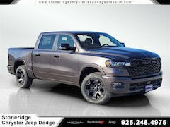 2026 Ram 1500 BIG HORN CREW CAB 4X4 5'7 BOX Pickup