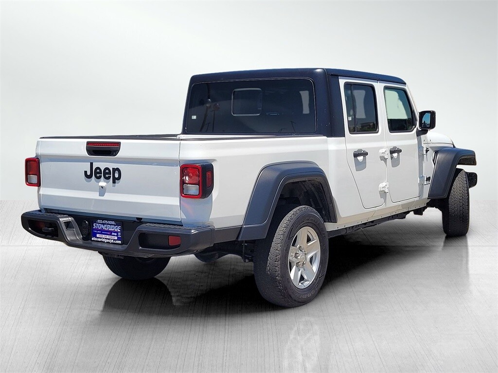 2023 Jeep Gladiator Sport photo 4