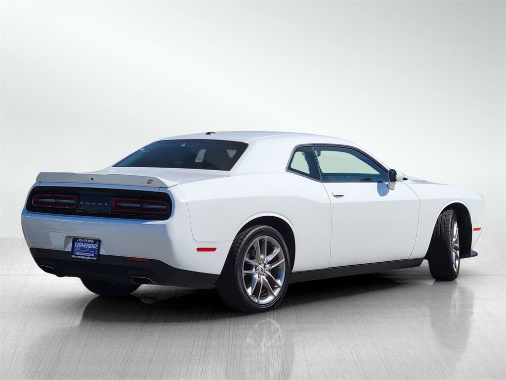 2022 Dodge Challenger GT photo 4
