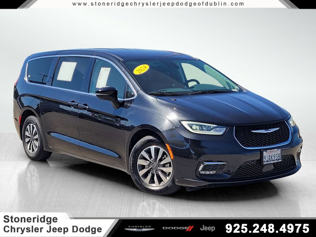 2024 Chrysler Pacifica Hybrid Minivan/Van 