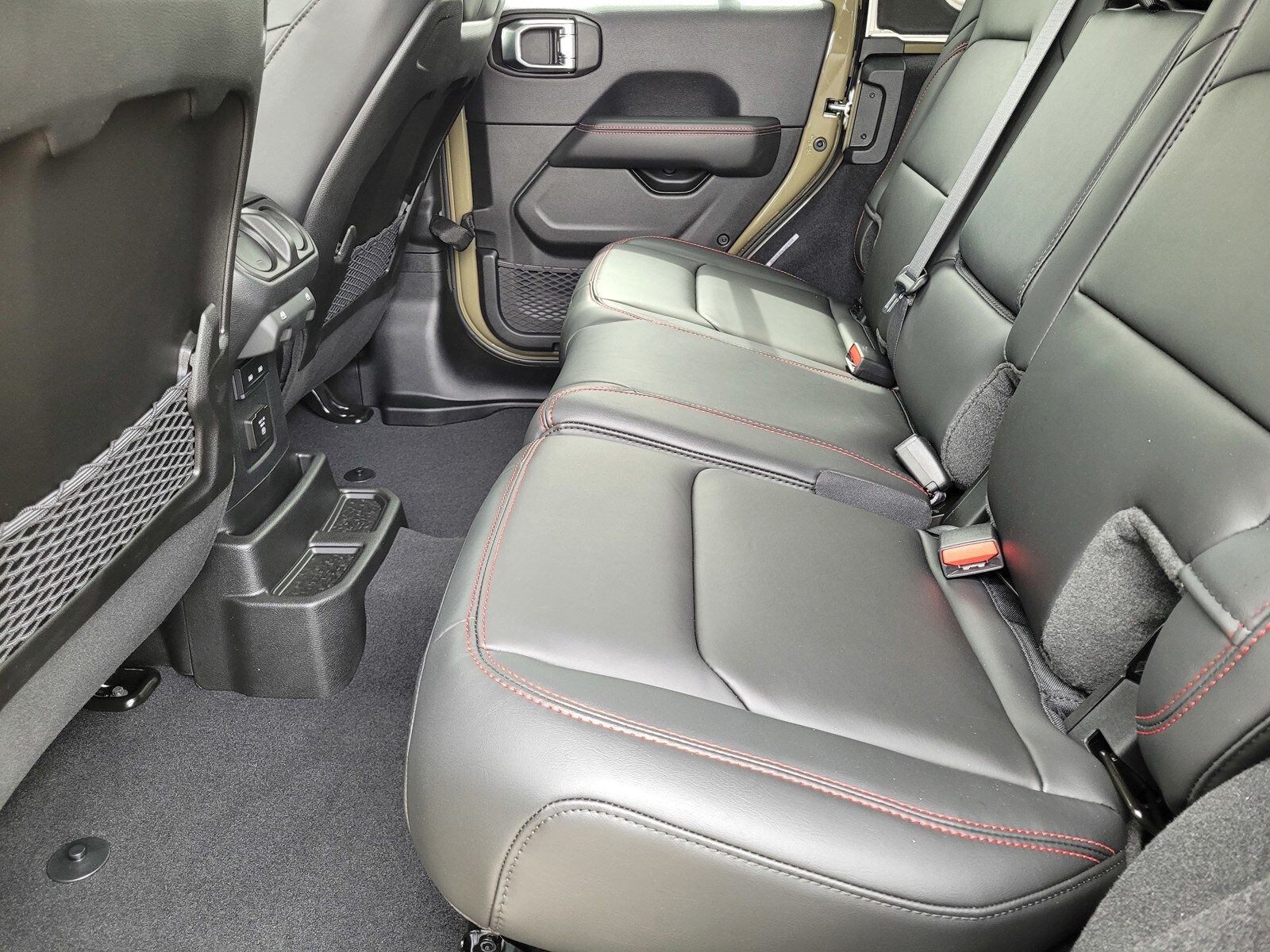2025 Jeep Wrangler Rubicon X photo 4