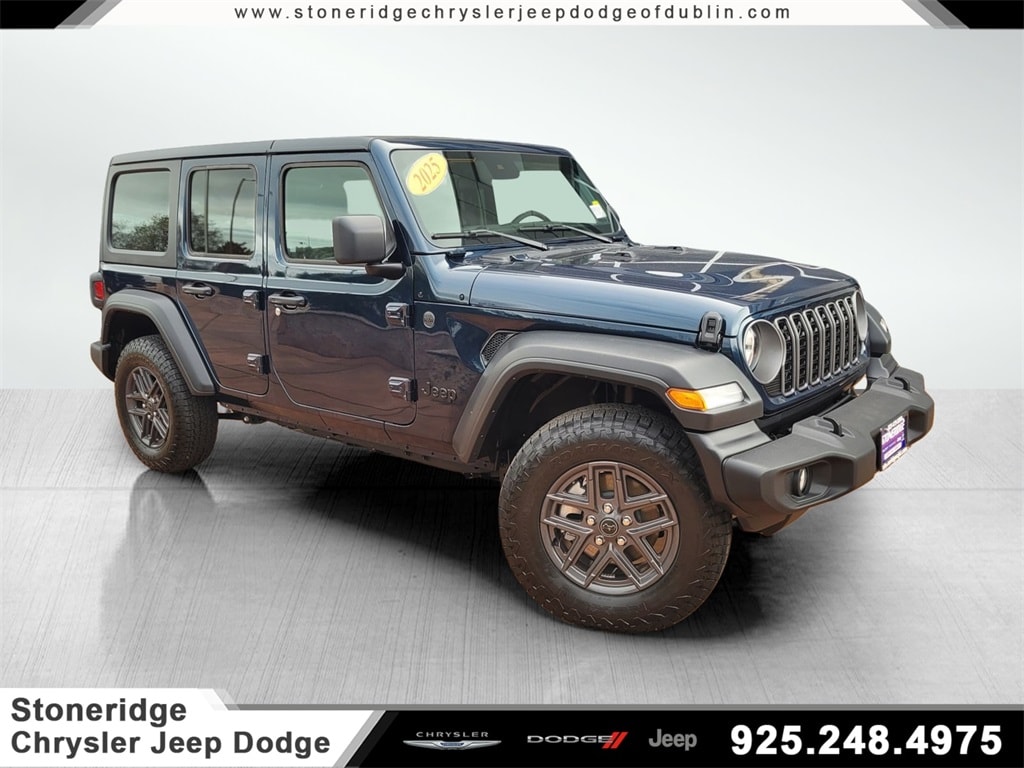 2025 Jeep Wrangler 4-Door Sport S's photo