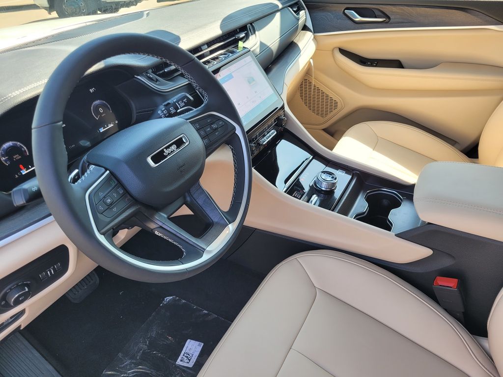 2025 Jeep Grand Cherokee L Limited - Photo 6