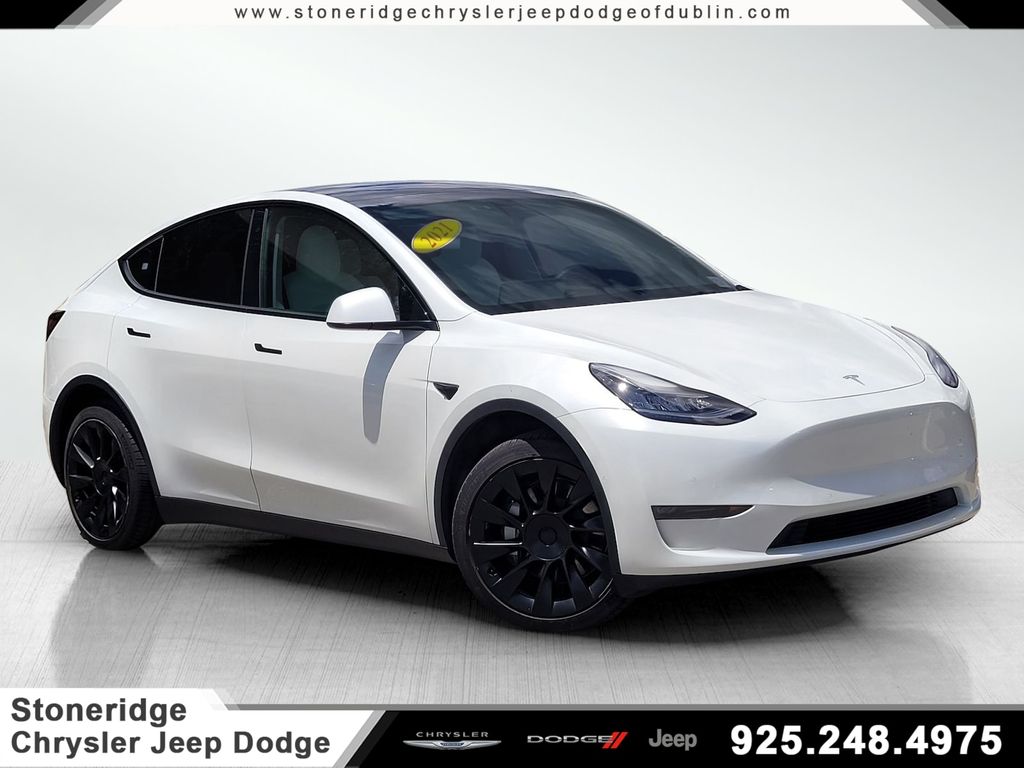 2021 Tesla Model Y Long Range Dual Motor All-Wheel Drive's photo