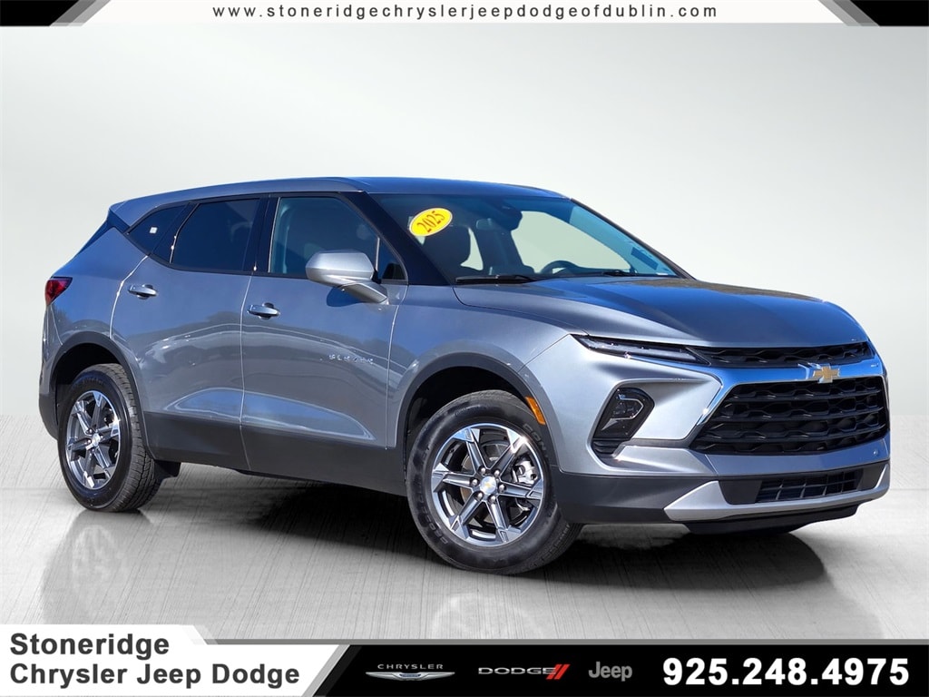 2025 Chevrolet Blazer 2LT's photo
