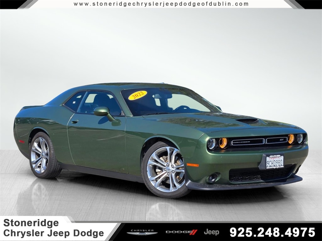 2022 Dodge Challenger Coupe 