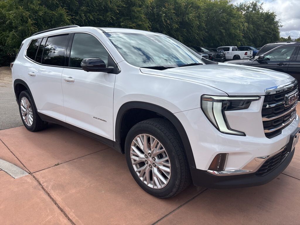 Used 2024 GMC Acadia Elevation SUV