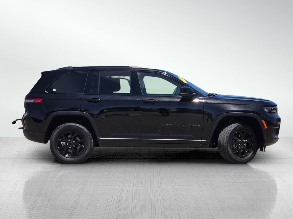 Used 2025 Jeep Grand Cherokee Altitude X SUV