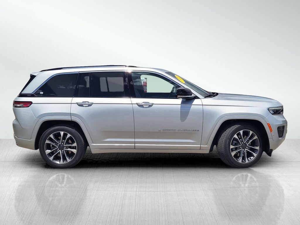 Used 2022 Jeep Grand Cherokee Overland 4xe SUV