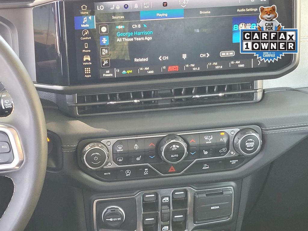 2024 Jeep Wrangler 4-Door Sahara - Photo 13
