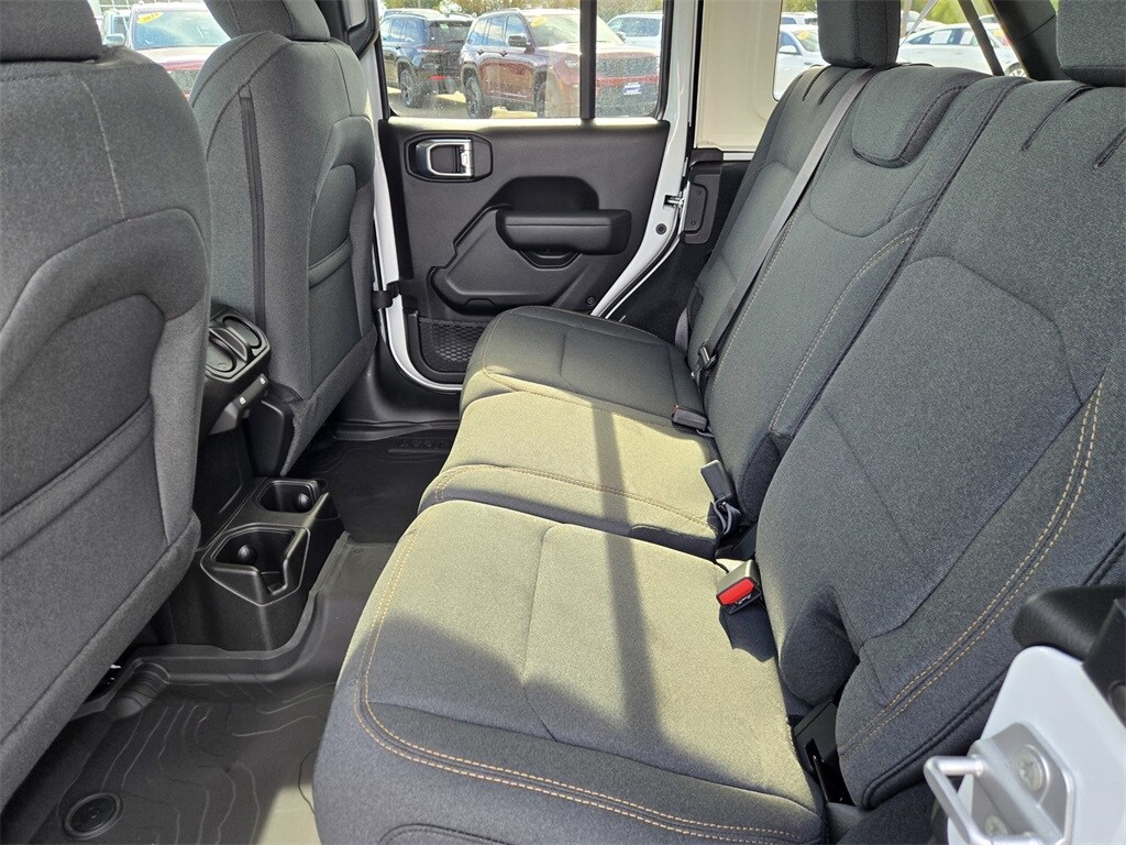 2026 Jeep Wrangler Willys photo 4