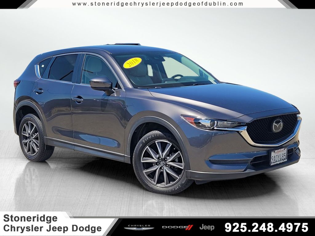 2018 Mazda CX-5 Touring auto's photo