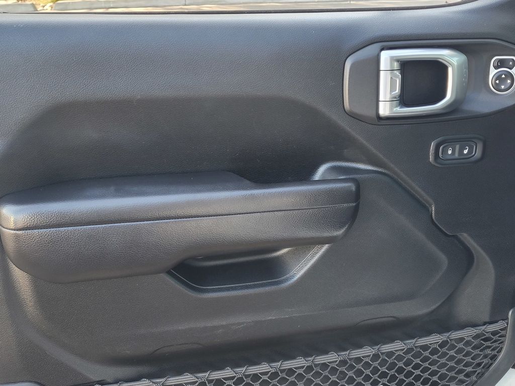 2020 Jeep Wrangler Unlimited Rubicon - Photo 14