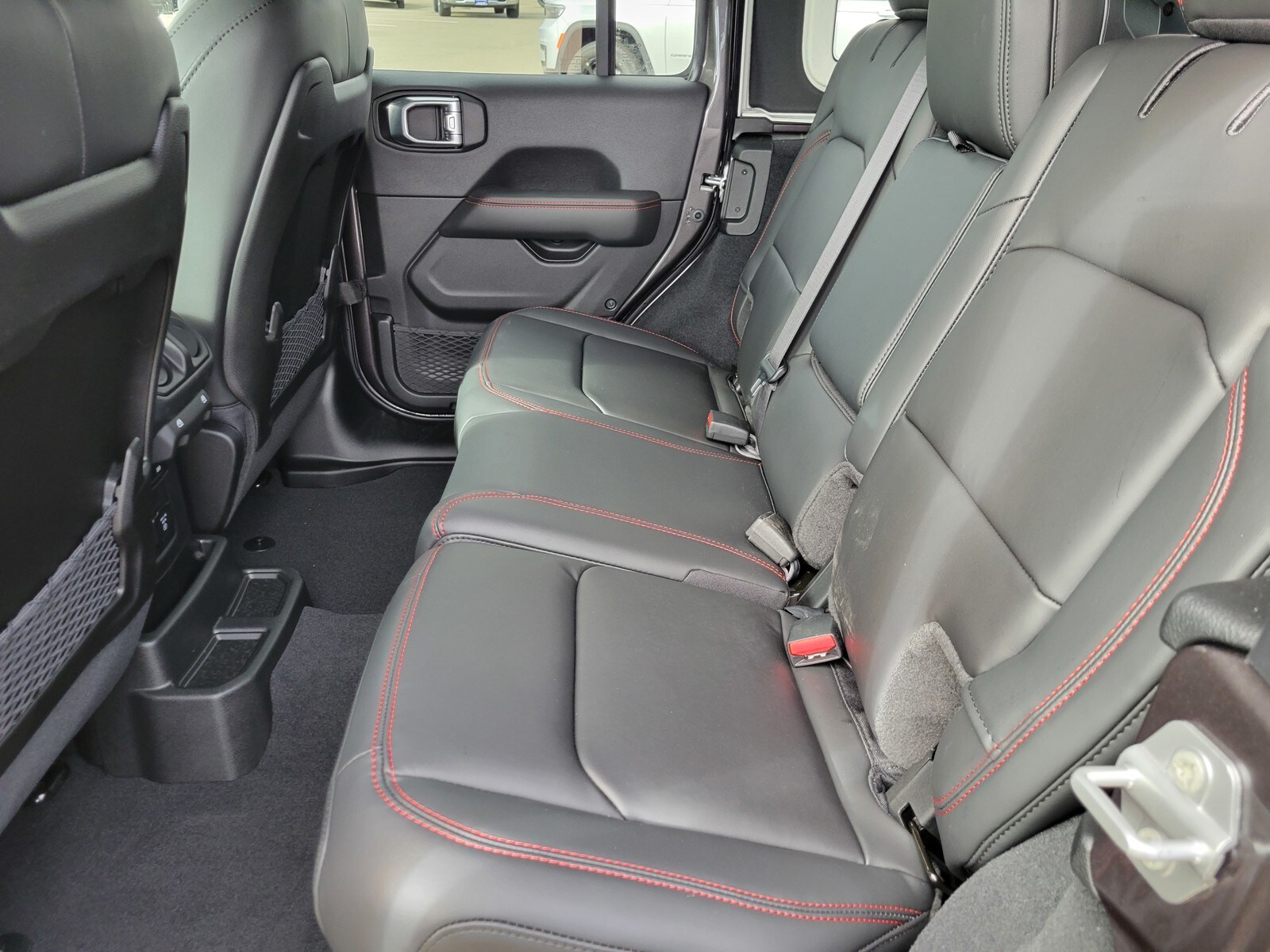 2025 Jeep Wrangler Rubicon Sport photo 4