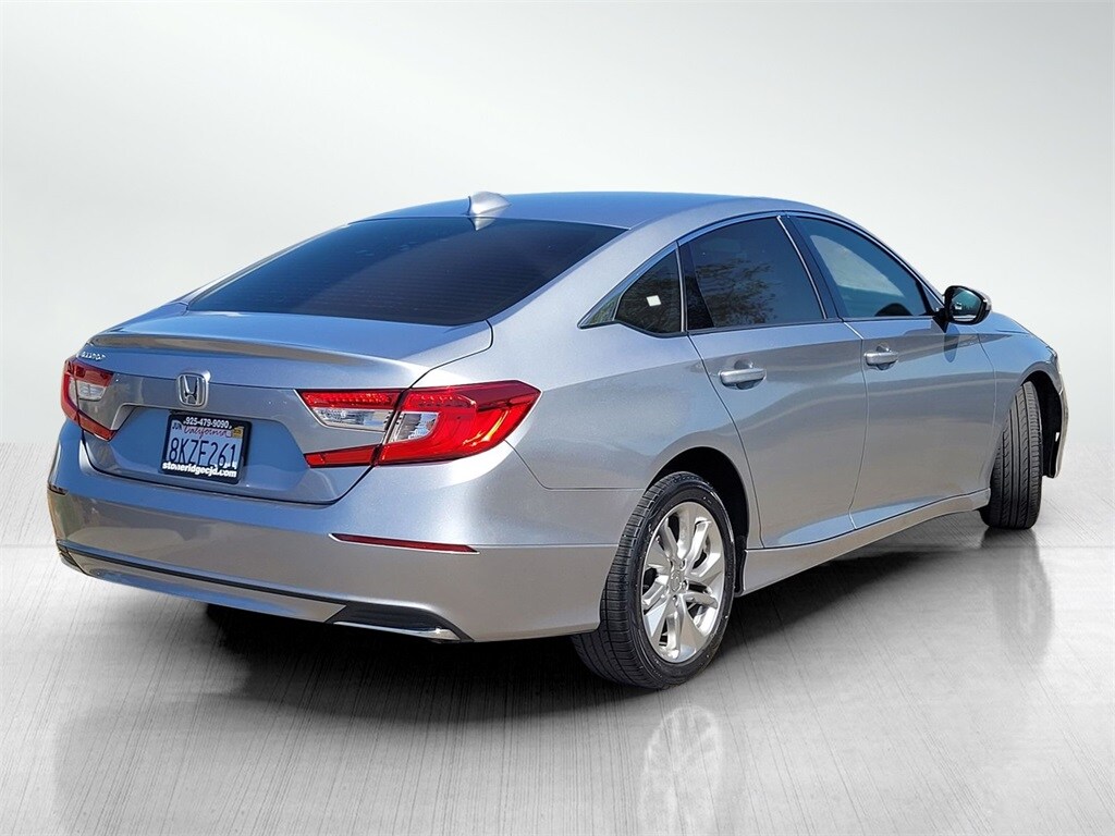 2019 Honda Accord LX photo 4