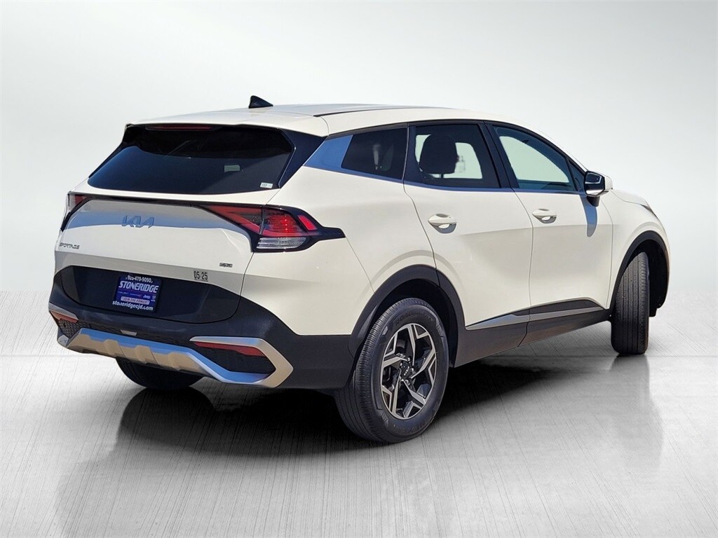 2023 Kia Sportage LX photo 4