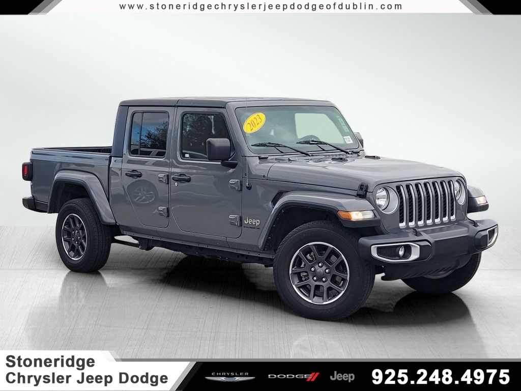 2023 Jeep Gladiator Overland