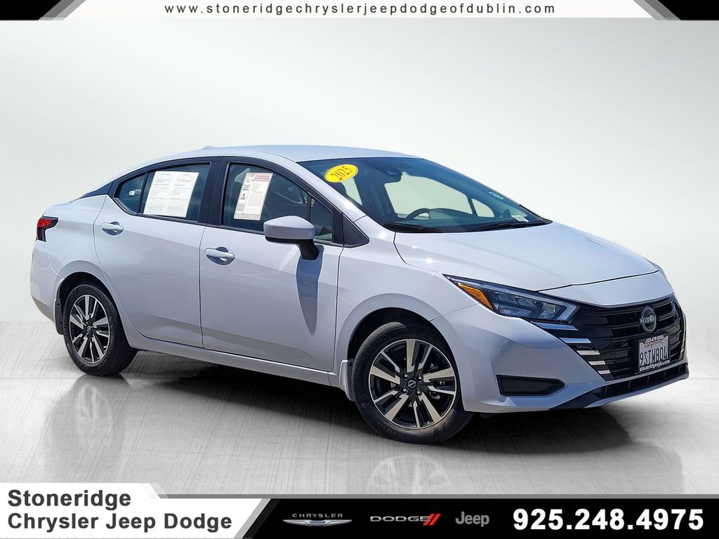 2025 Nissan Versa 1.6 SV CVT's photo