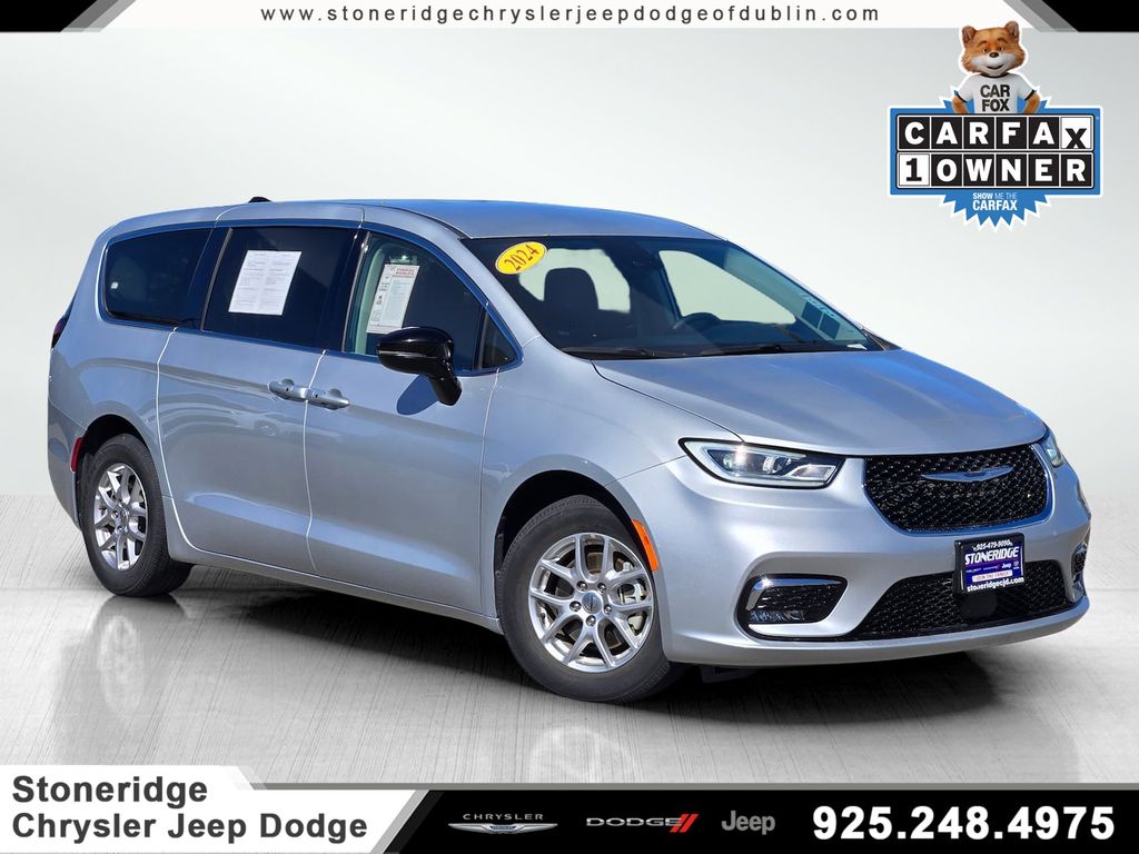 2024 Chrysler Pacifica