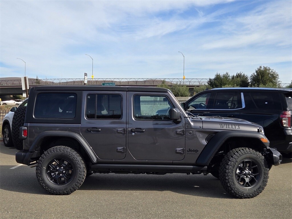 2026 Jeep Wrangler Willys photo 2