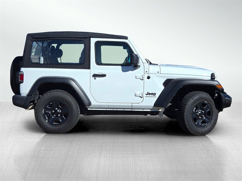 2023 Jeep Wrangler Sport photo 3
