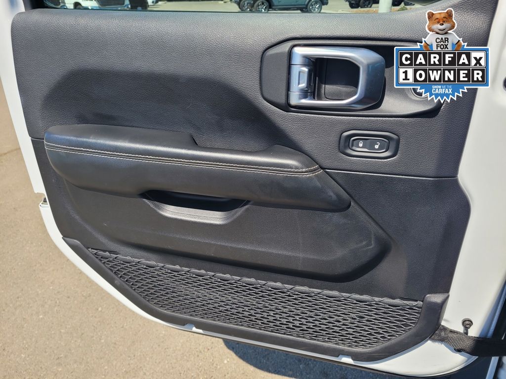 2024 Jeep Wrangler 4-Door Sahara - Photo 17