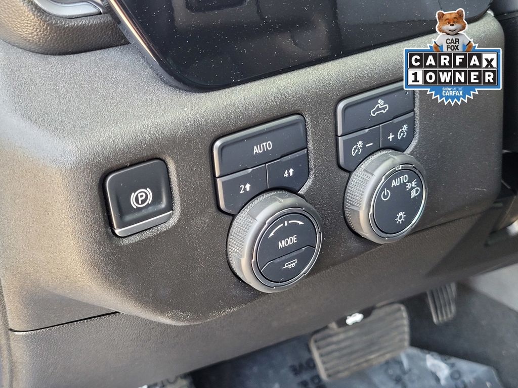 2025 Chevrolet Silverado 1500 LT - Photo 17