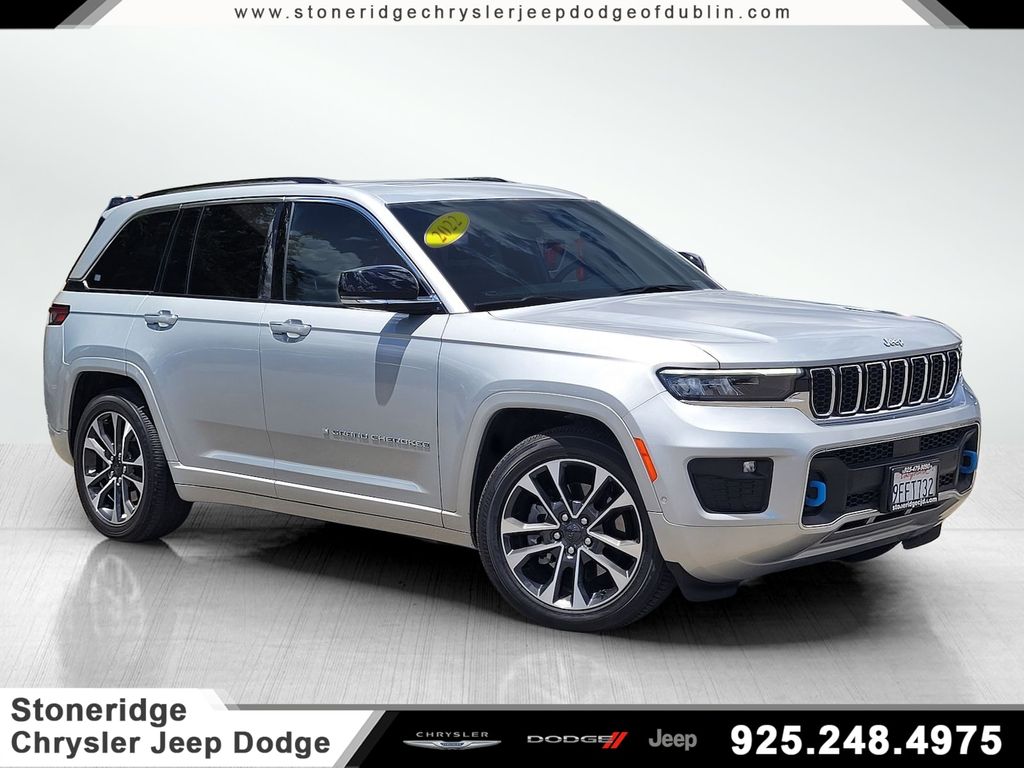 2022 Jeep Grand Cherokee Overland 4xe 4x4's photo